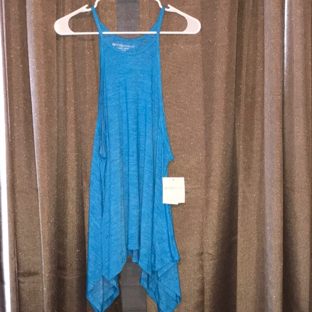 NWT Beyond Yoga Aqua Blue swing tank. Large